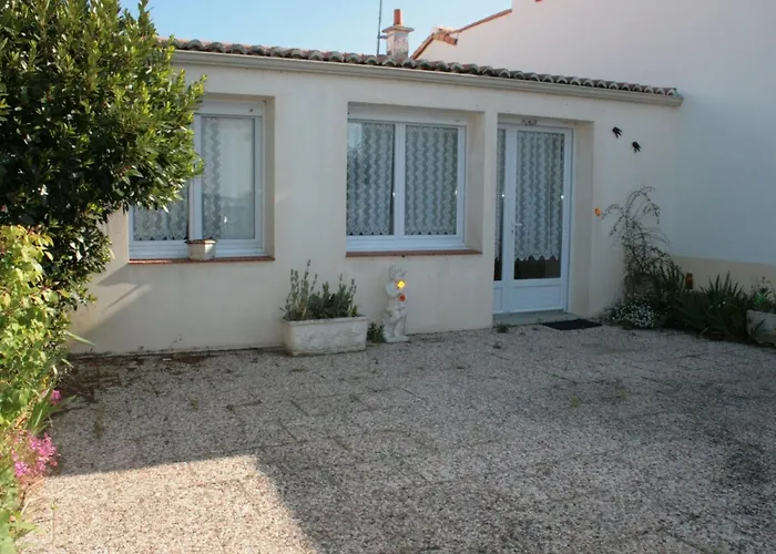 Maison Plain-pied Proche Et Commerces A - Ideal Familles - Fr-1-22-210 Holiday home